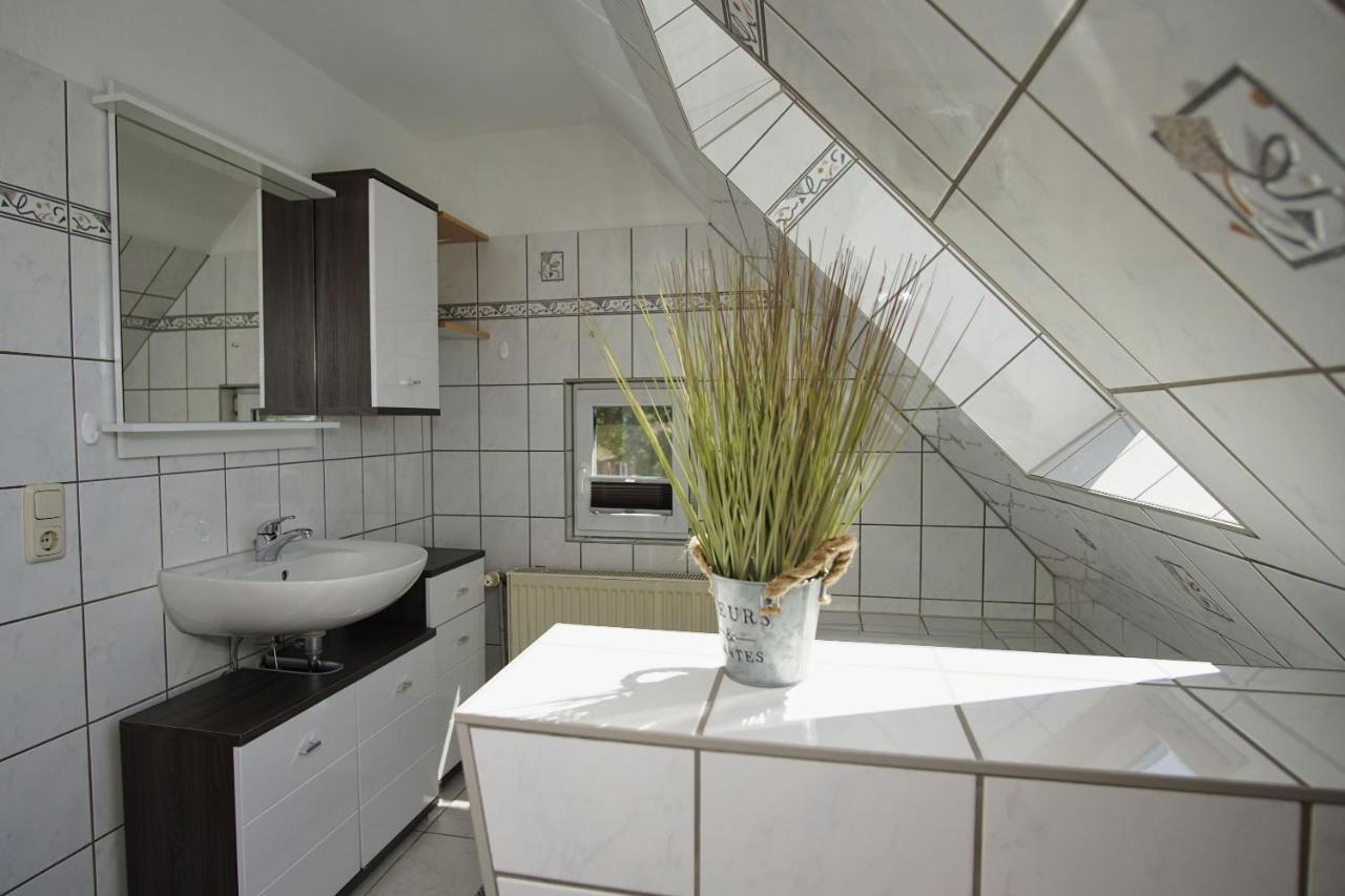 Westphal'S Ferienwohnung Groß Zicker Buitenkant foto