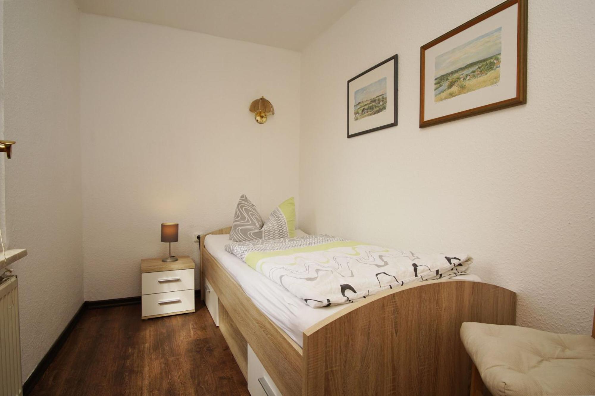Westphal'S Ferienwohnung Groß Zicker Buitenkant foto